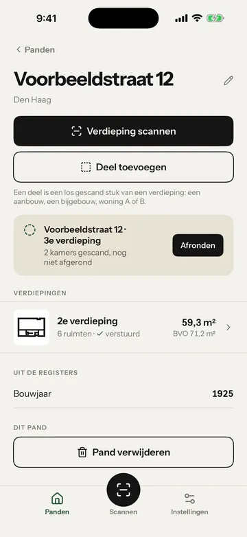 Een pand met de knoppen Verdieping scannen en Deel toevoegen, de verdiepingen en de gegevens uit de registers. Het gele kader staat om de gegevens uit de registers.